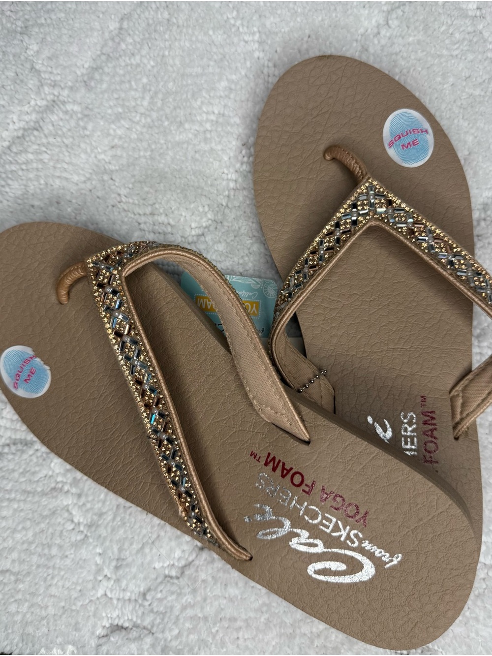 Skechers Cali Lotus Bae Rose Gold Rhinestone Flip Flops Size 9 NWT